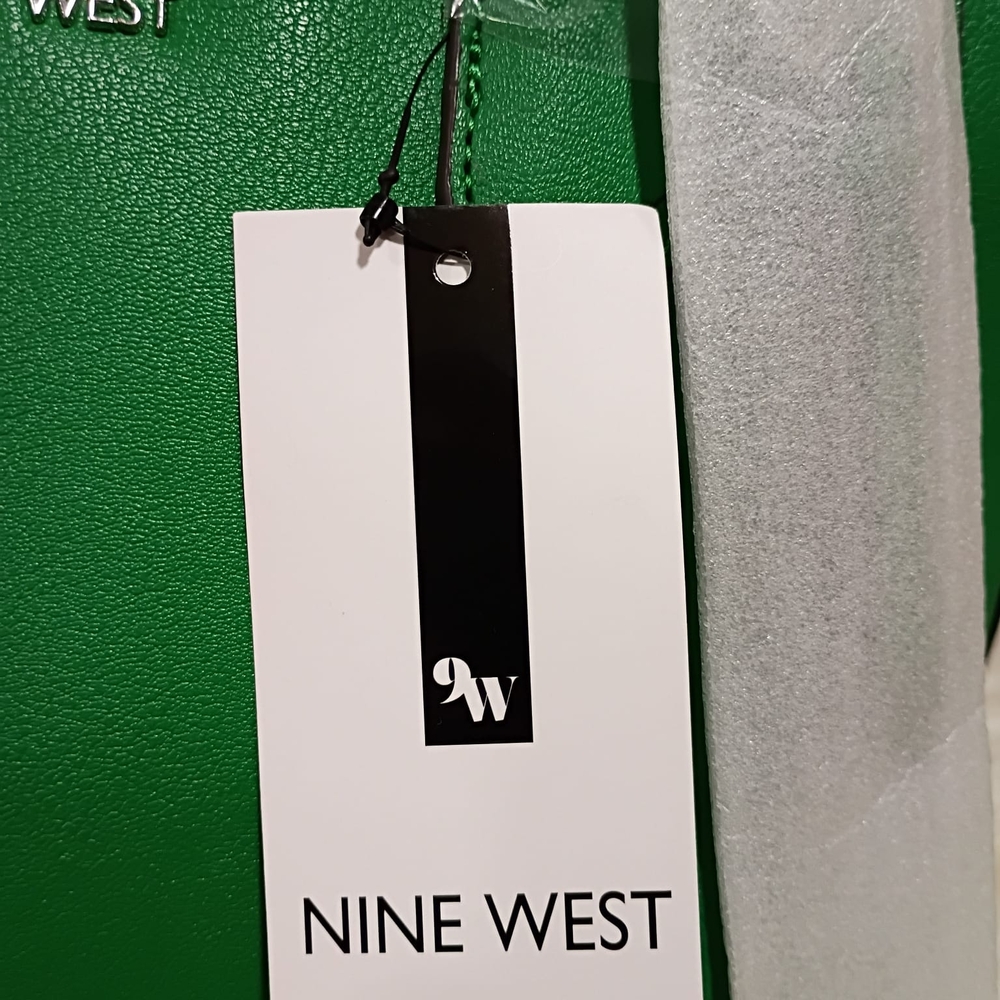Nine West Vibrant Green Tote - Picture 2 of 4